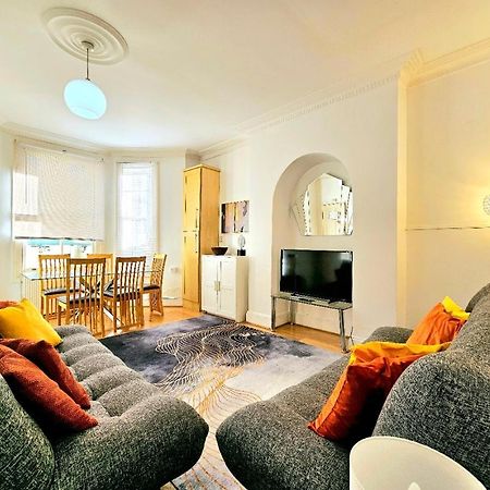 Spacious & Cosy 2 Bedroom Home Plus 2 Sofa-Beds With Private Entrance And Back Patio, 3 Min Walk To Earl'S Court Station Лондон Экстерьер фото