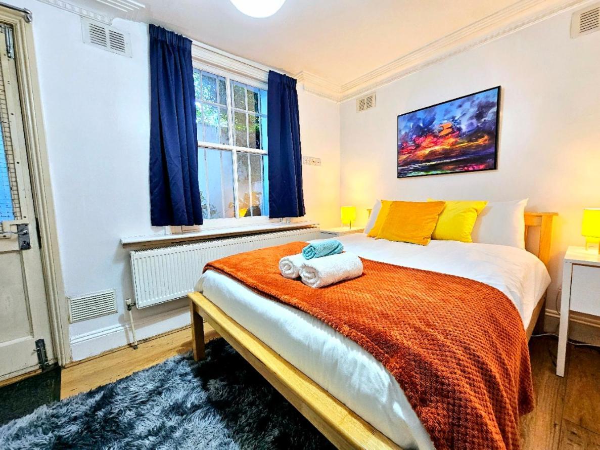 Spacious & Cosy 2 Bedroom Home Plus 2 Sofa-Beds With Private Entrance And Back Patio, 3 Min Walk To Earl'S Court Station Лондон Экстерьер фото