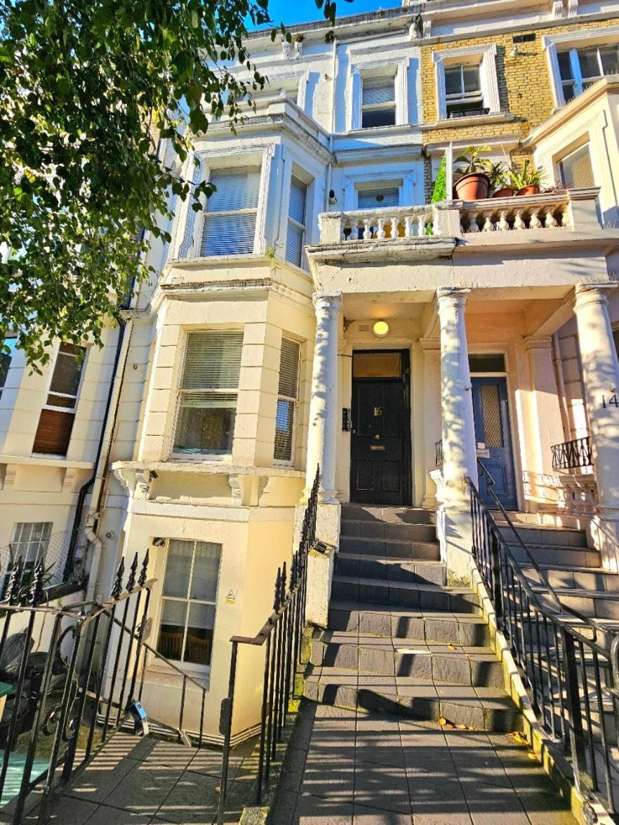 Spacious & Cosy 2 Bedroom Home Plus 2 Sofa-Beds With Private Entrance And Back Patio, 3 Min Walk To Earl'S Court Station Лондон Экстерьер фото
